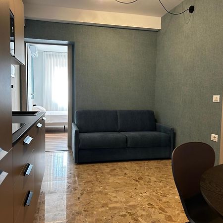 Catullo Lounge And Rooms Near The Airport Caselle  Kültér fotó