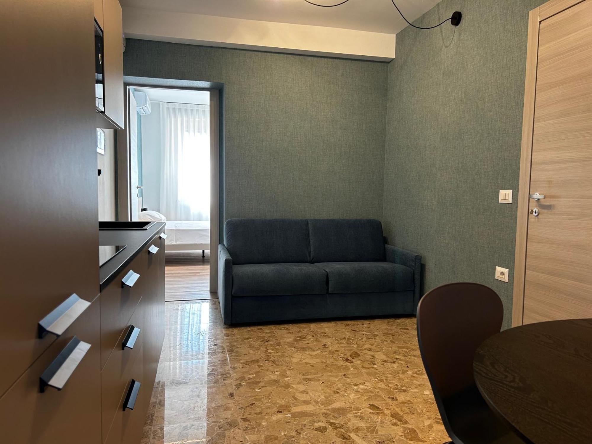 Catullo Lounge And Rooms Near The Airport Caselle  Kültér fotó