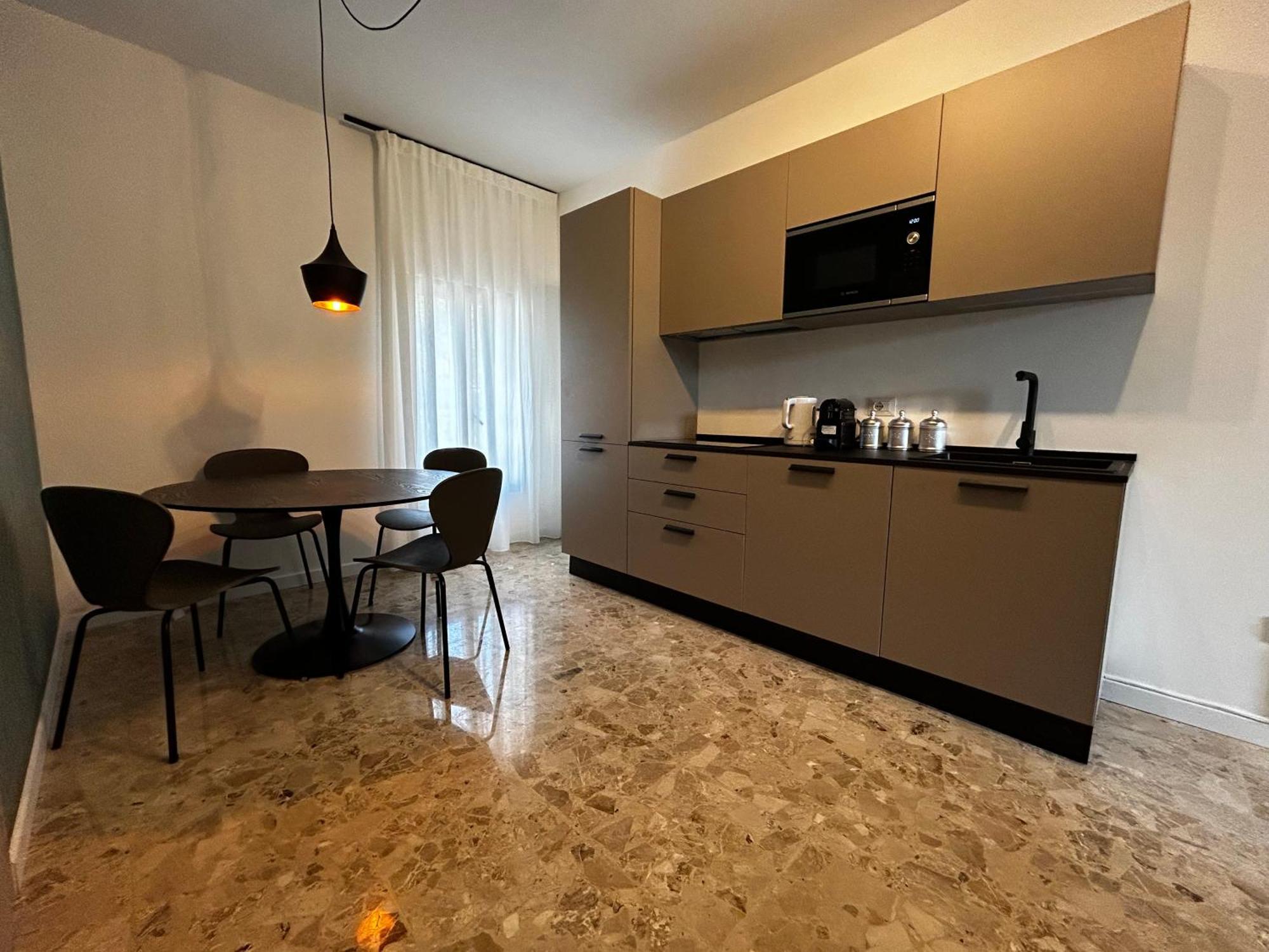 Catullo Lounge And Rooms Near The Airport Caselle  Kültér fotó