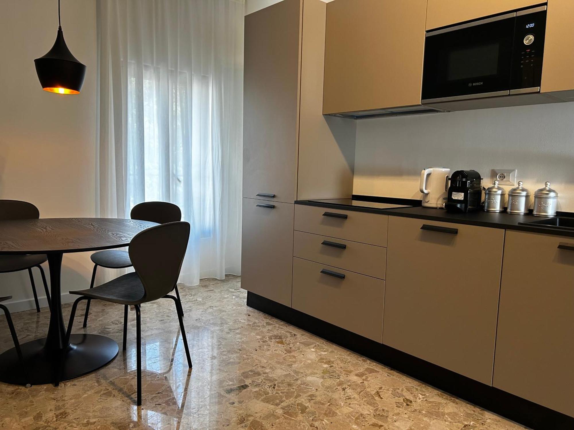 Catullo Lounge And Rooms Near The Airport Caselle  Kültér fotó